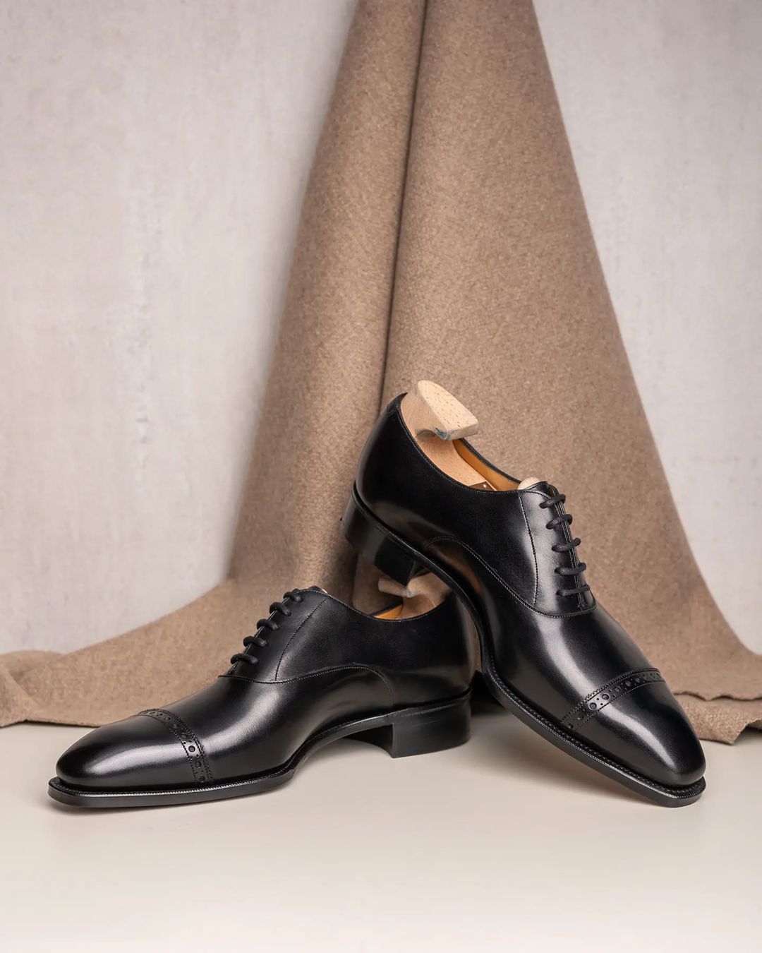 Men's Wingtip Oxford Dress Shoes - Premium Cowhide Formal Footwear