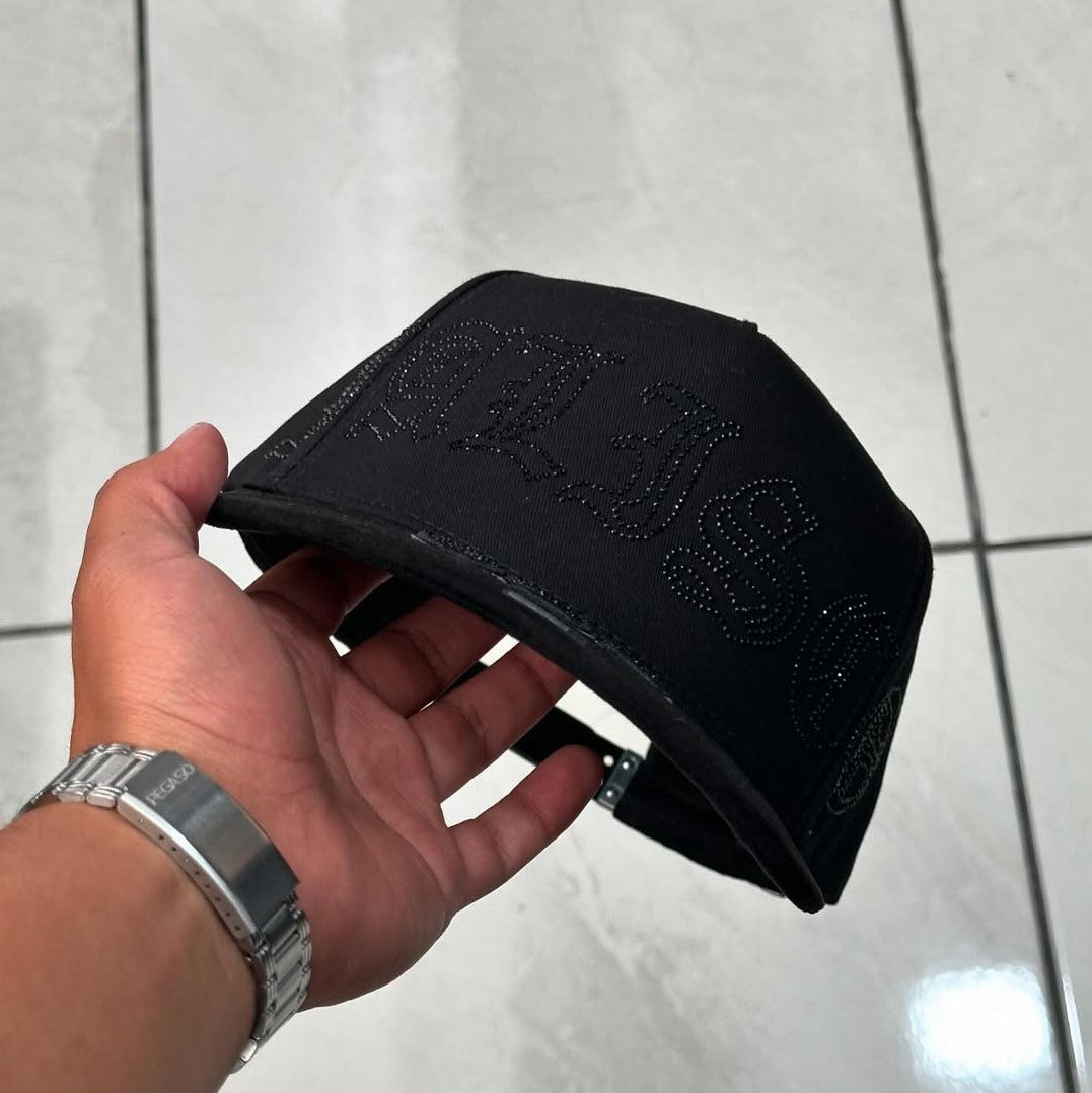 Shiny Letter Cap